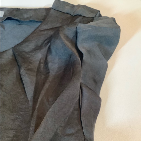 Violet & Claire Flowy Pleated Gray Dress Top 1X - Picture 11 of 13